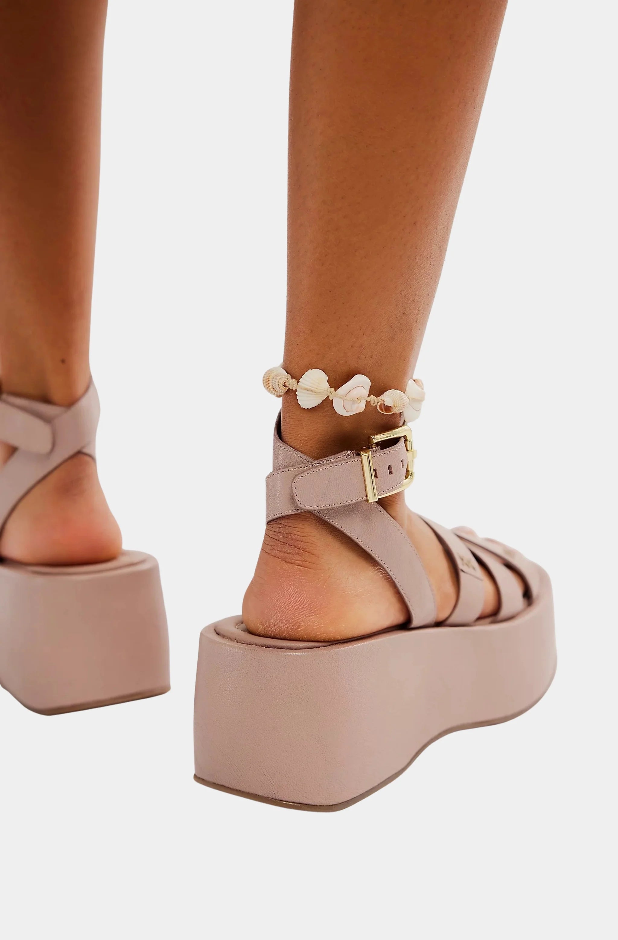 Hazel Flatform