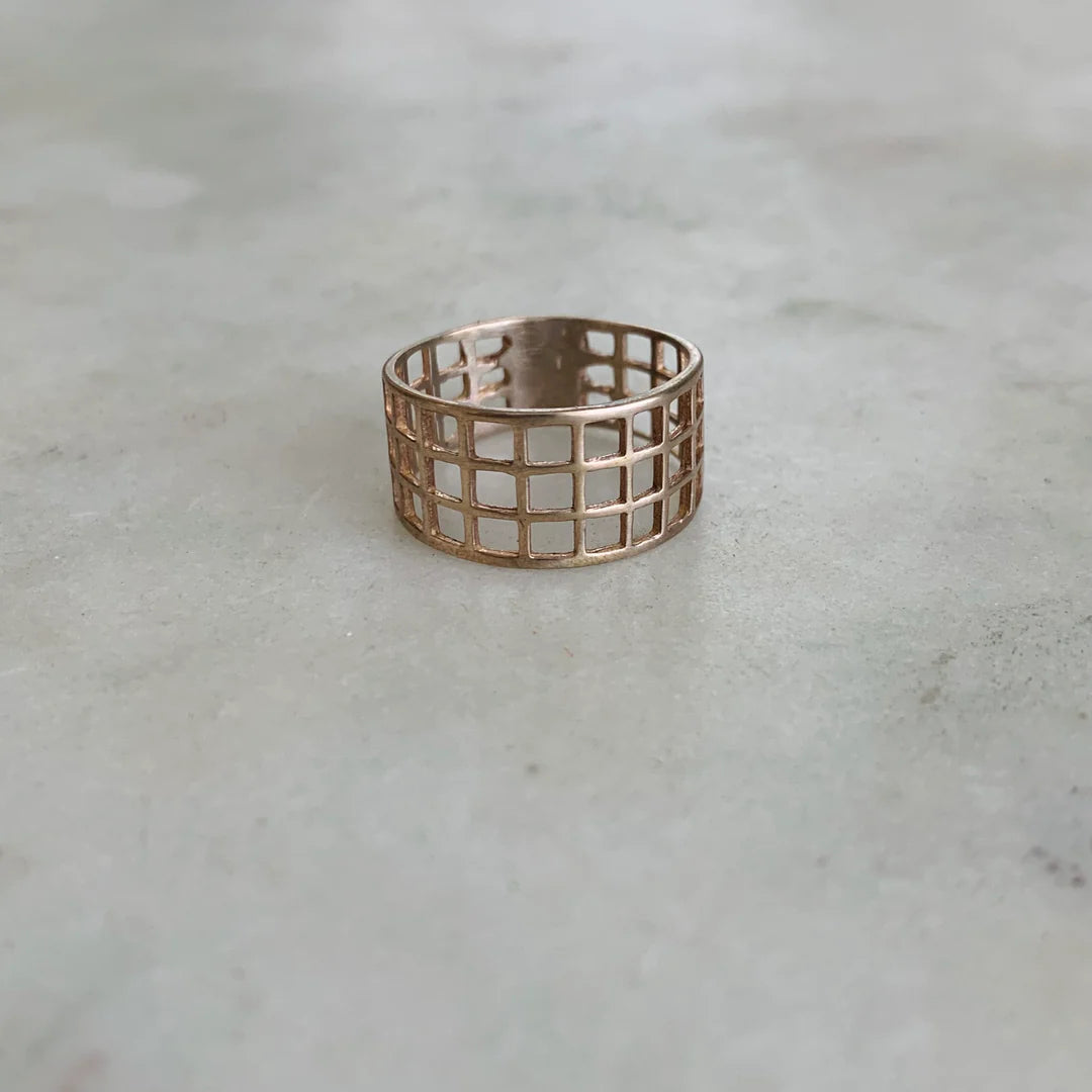 Grid Ring 3 Row