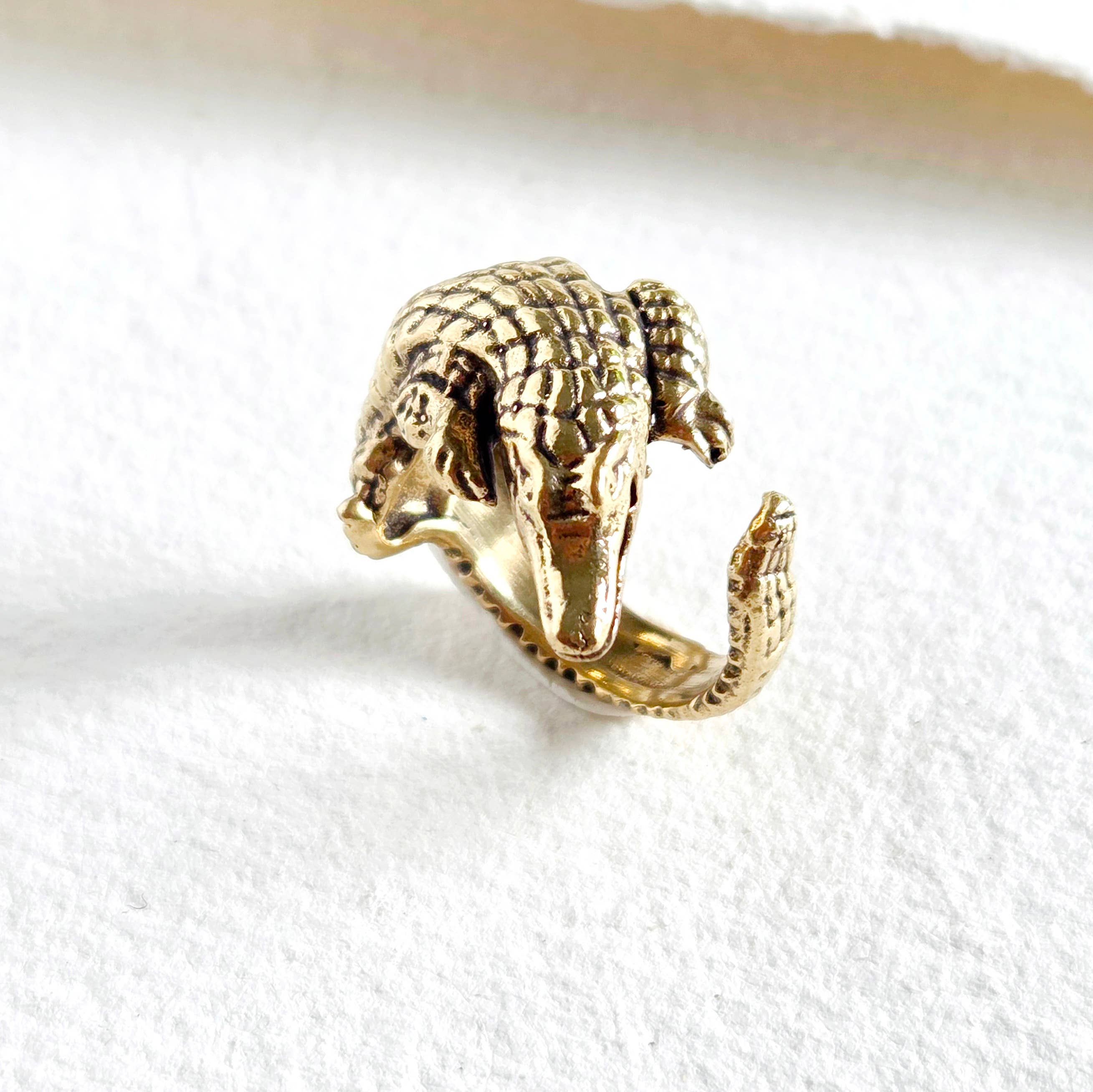 Alligator Ring