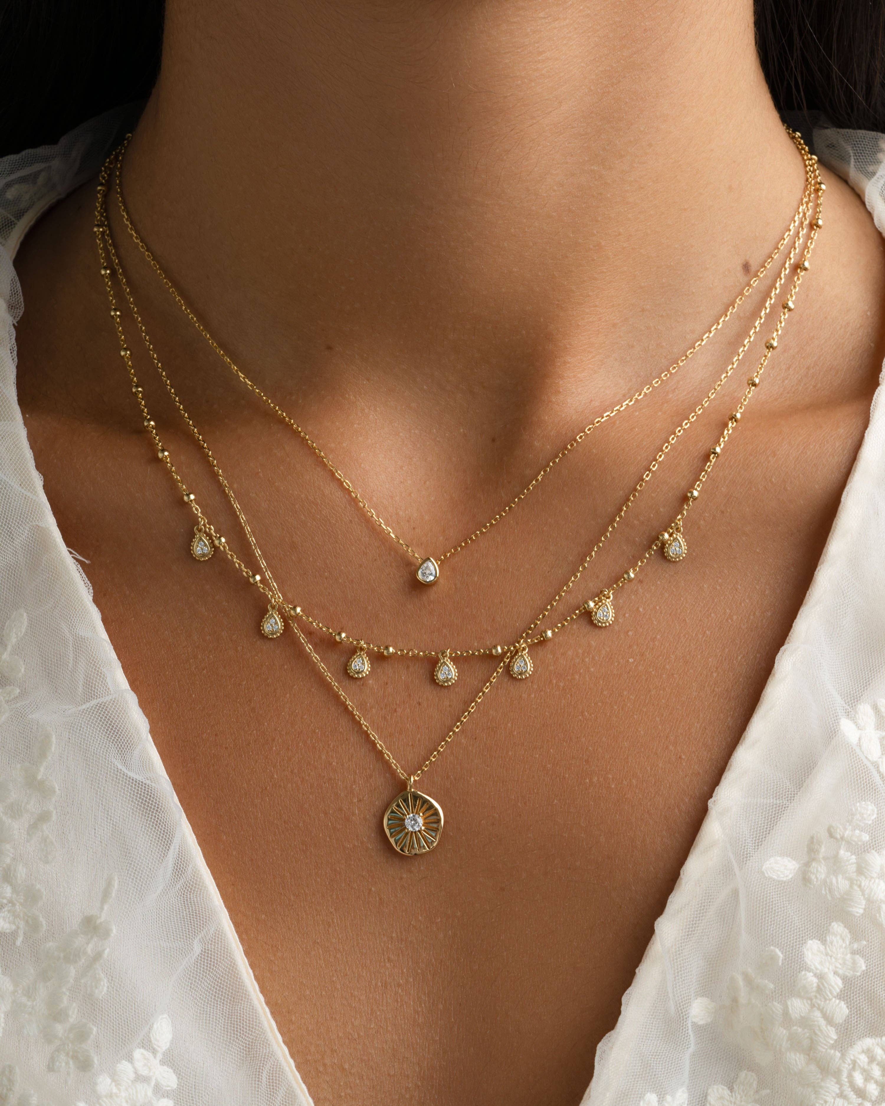 Dangling Tear Drop Necklace