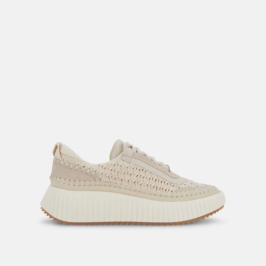 Dolen Sneakers